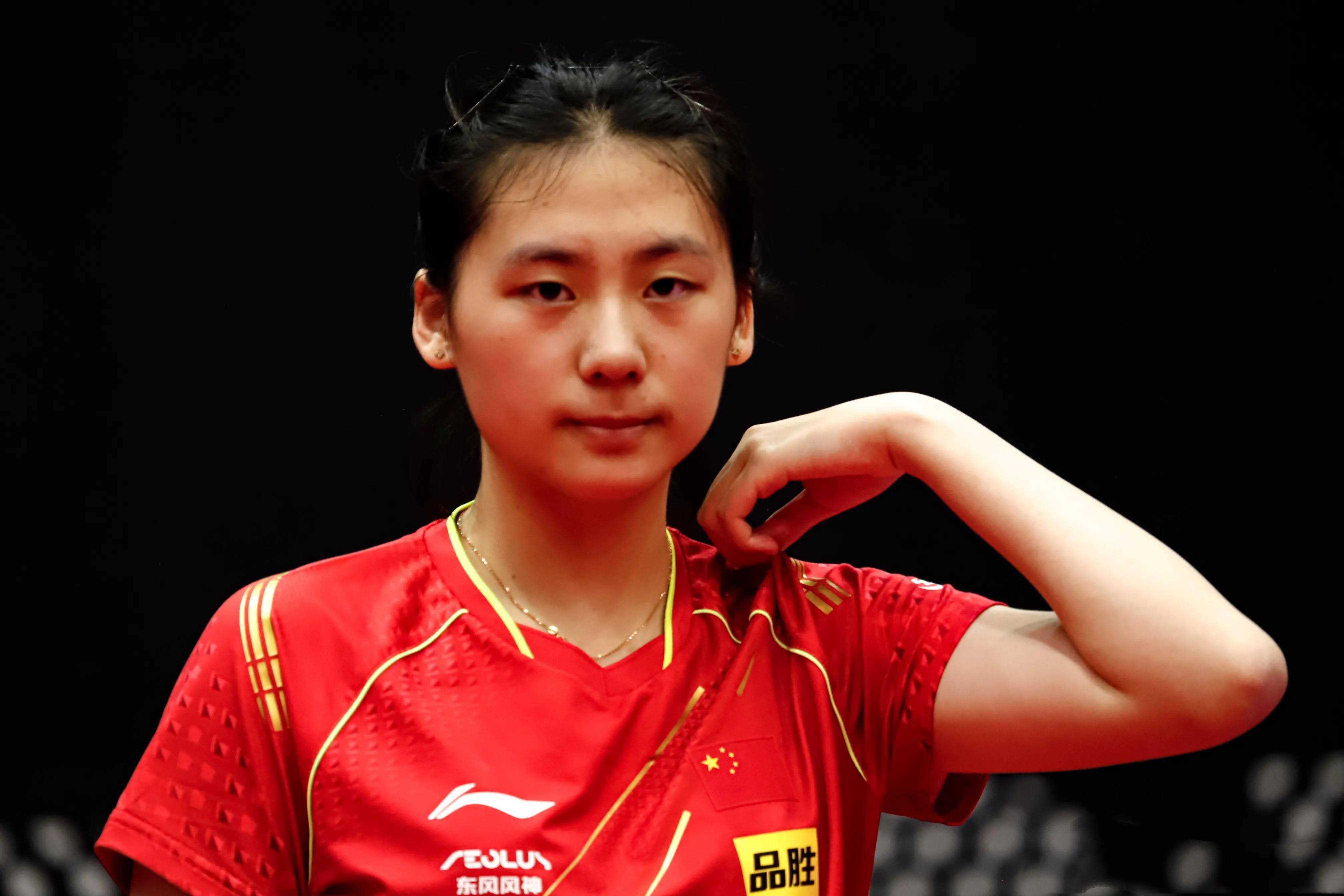 在他的推动 在他的推动