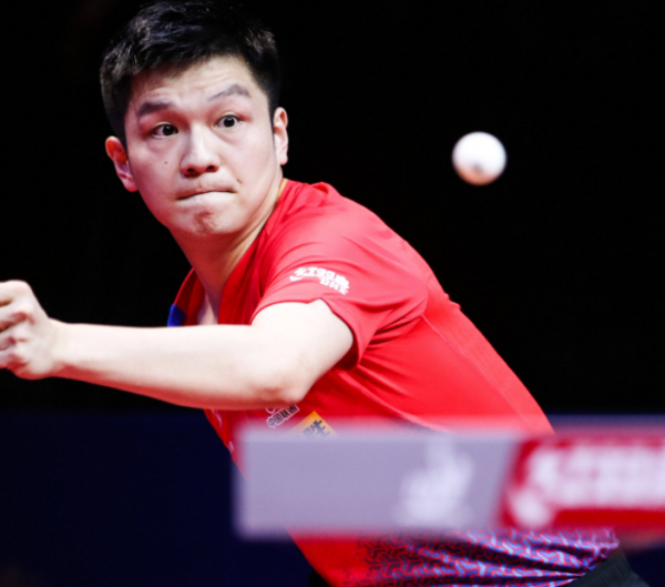 体育斯诺克英格兰公开赛：中国小将贺国强淘汰奥沙利文