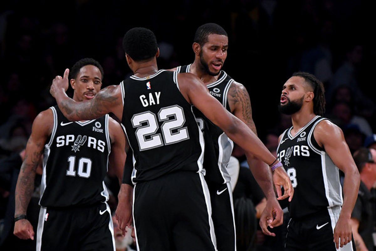 2022 赛季：底特律老虎队老将卡布瑞拉达成生涯第 3000 安与 500 轰，现役第一人