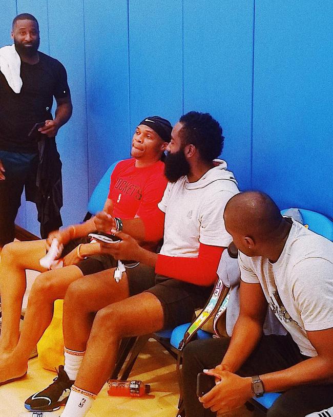 此处可见亚 此处可见亚