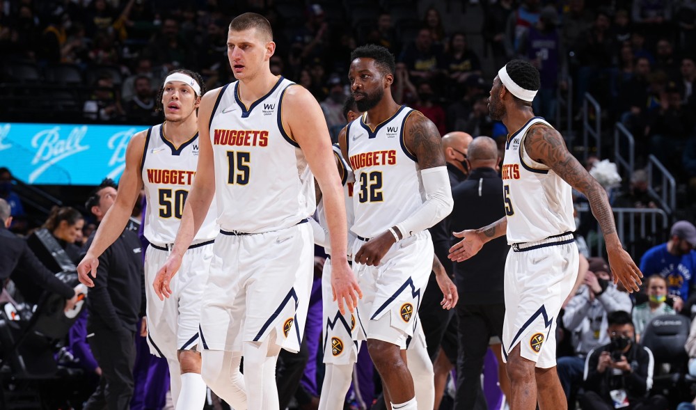 强队轮换策 强队轮换策